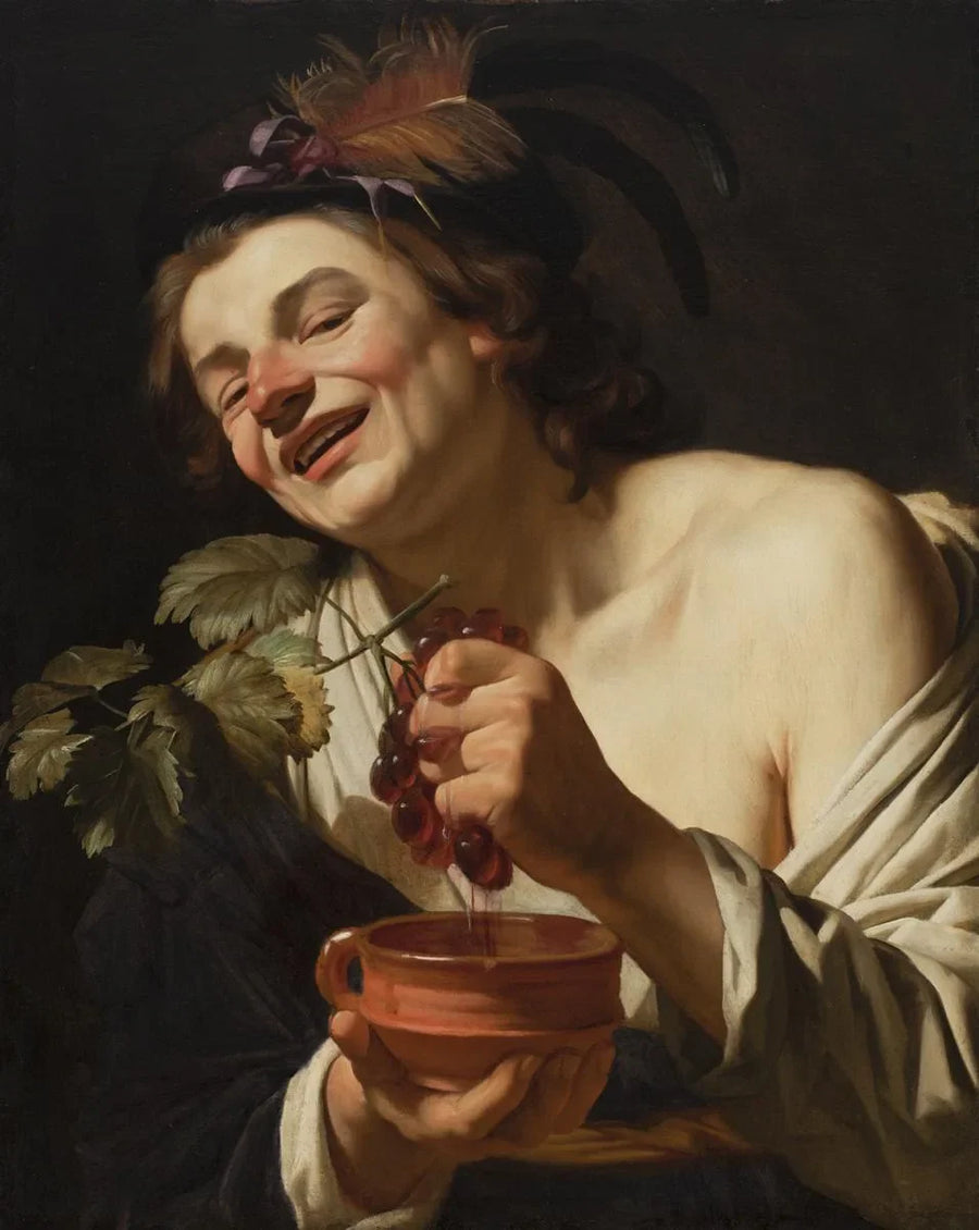 미소 짓는 젊은 남자가 포도를 누르고 있는 모습 - Gerrit van Honthorst